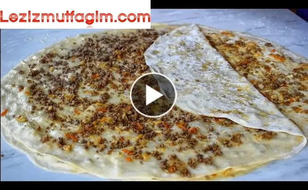 Bu Böreğin Yapılışına Ve Kolaylığına Inanamayacak Tadına Doyamayacaksınız 4 Bezeden 1 Tepsi Börek