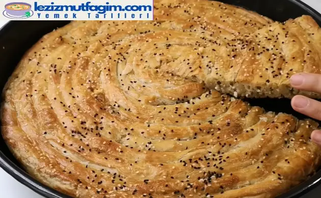 TÜM BÖREK TARİFLERİNİ UNUTUN 🔝 OKLAVA YOK! MERDANE YOK! ÇITIR ÇITIR ŞAHANE BÖREK / BÖREK TARİFİ