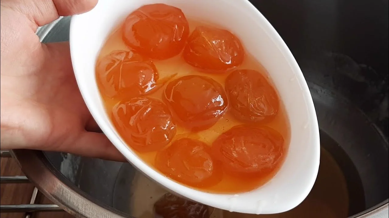 Ezilmeden Tane - Tane Kayısı Reçeli Yapımı rik mürbbsinin hazırlanması