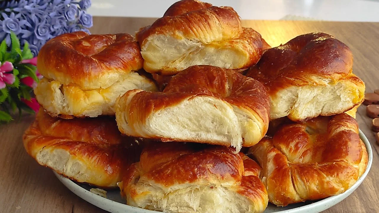 O Kadar KOLAY Kİ Neden Daha Önceden Yapmadım YUMUŞACIK YAĞLI ÇÖREK TARİFİ
