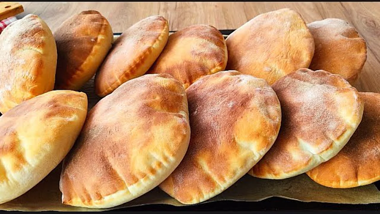 İnanılmaz FIRINDA 10 DAKİKA DA PİTA EKMEK İSTER KAHVALTIDA İSTER YEMEK Yanında Ye YOK BÖYLE LEZZET