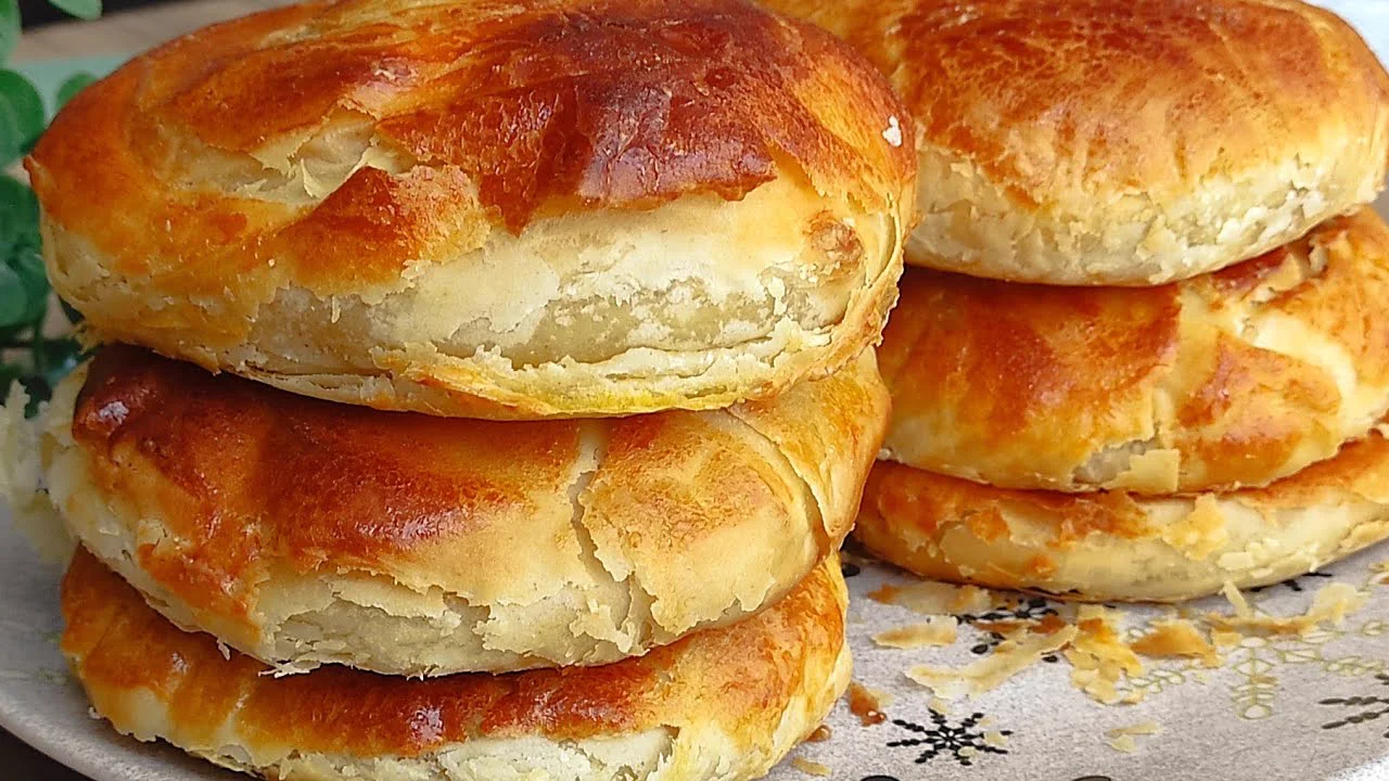TEPSİ TEPSİ YAPIYORUM YAPTİGİM ANDA BİTİYOR ASLA BİLDİĞİNİZ ÇÖREKLERE BENZEMEZ ÇÖREK TARİFİ