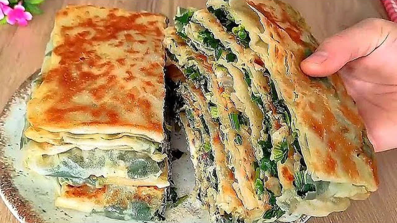 ISPANAK ALDIĞIMDA HEMEN YAPIYORUM YİYENLER BAYILIYOR EN KOLAY EN PRATİK BÖREK TARİFİ