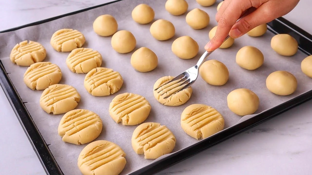 Haftalarca Bayatlamıyor İddia Ediyorum Favoriniz Olacak Tatlı Kurabiye Tarifi COOKİES