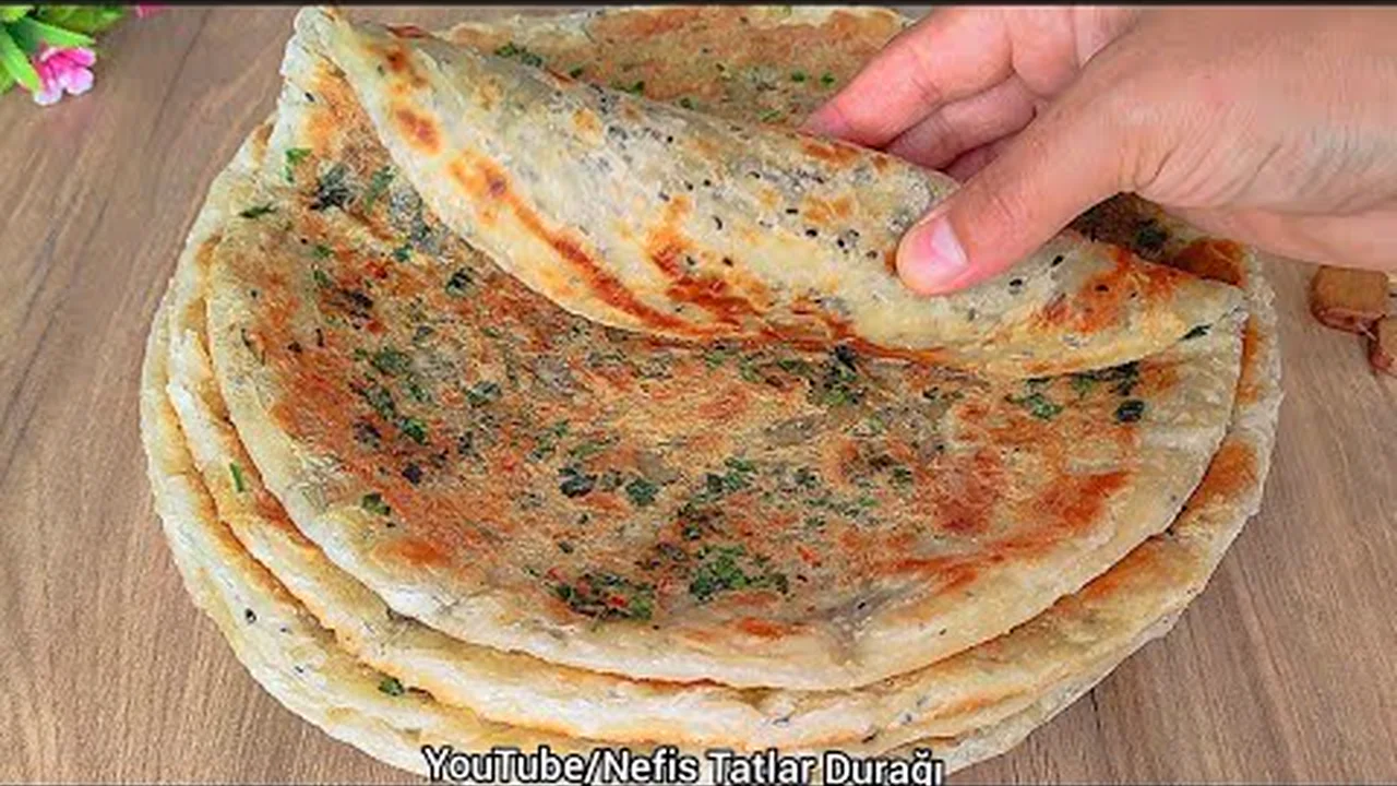 Hiç böyle YUMURTALI KATMER yediniz mi? Hayatımda yediğim En LEZZETLİ ve En KOLAY Kahvaltılık tarifi