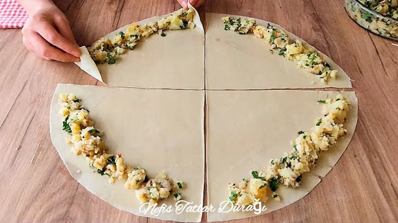 BU TARİFLE EL AÇMASI BÖREK YAPMAYAN KALMASIN YOK BÖYLE BİR LEZZET EL AÇMASI BÖREK