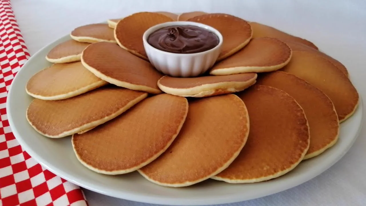 SÜNGER GİBİ YUMUŞACIK PANKEK TARİFİ