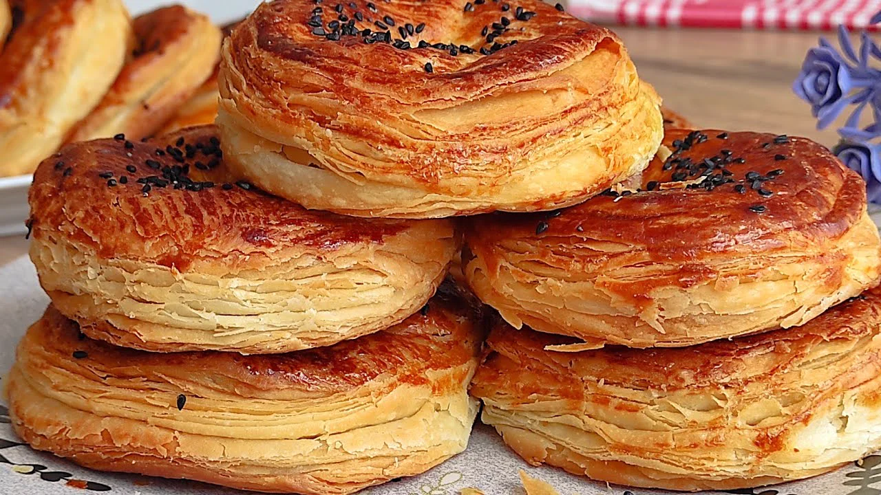 BUZLUKLAR BU TARİF İLE DOLACAK ÇITIR ÇITIR TEL TEL YUMUŞACIK ÇÖREK TARİFİ KOLAY ÇÖREK