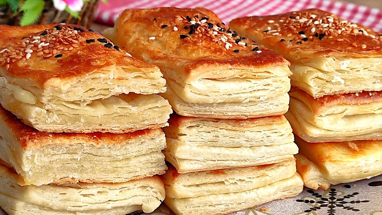 PİŞMESİYLE BİTMESİ BİR OLDU MİLFÖY TADINDA KOLAY VE LEZZETLİ (BÖREK) TARİFİ