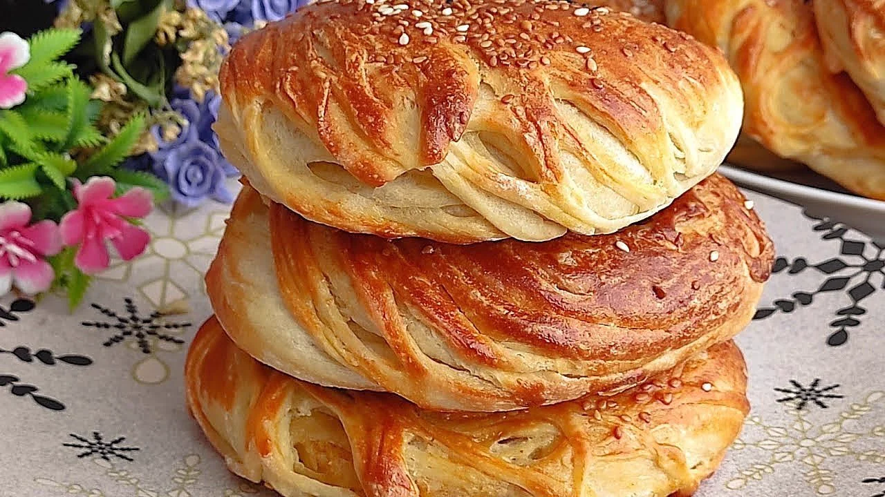 TEPSİ TEPSİ YAPTIM ANINDA BİTTİ BU LEZZETE BAYILDIK EN KOLAY EN LEZZETLİ PATATESLİ BÖREK TARİFİ
